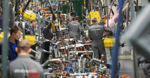 Volkswagen 内部信函曝光, 执行长称集团或需裁员10万人