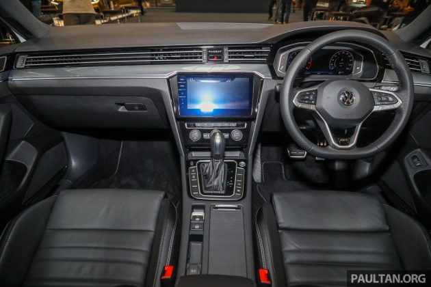 Volkswagen Passat R-Line 本地开放预订,售RM200k起