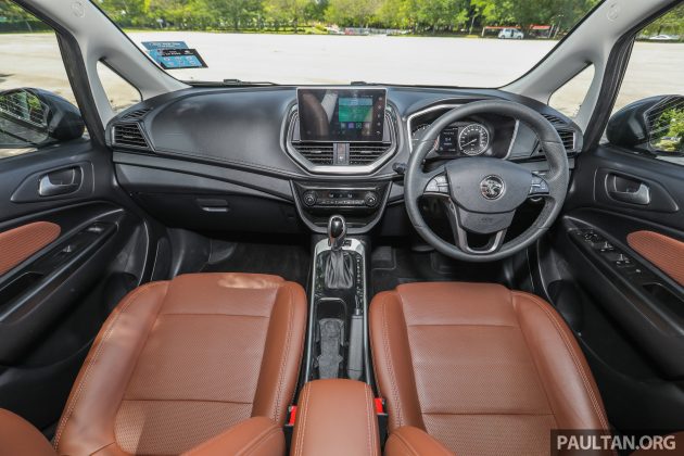 新车图集: Proton Persona 1.6 Premium 与 Iriz 1.6 Active
