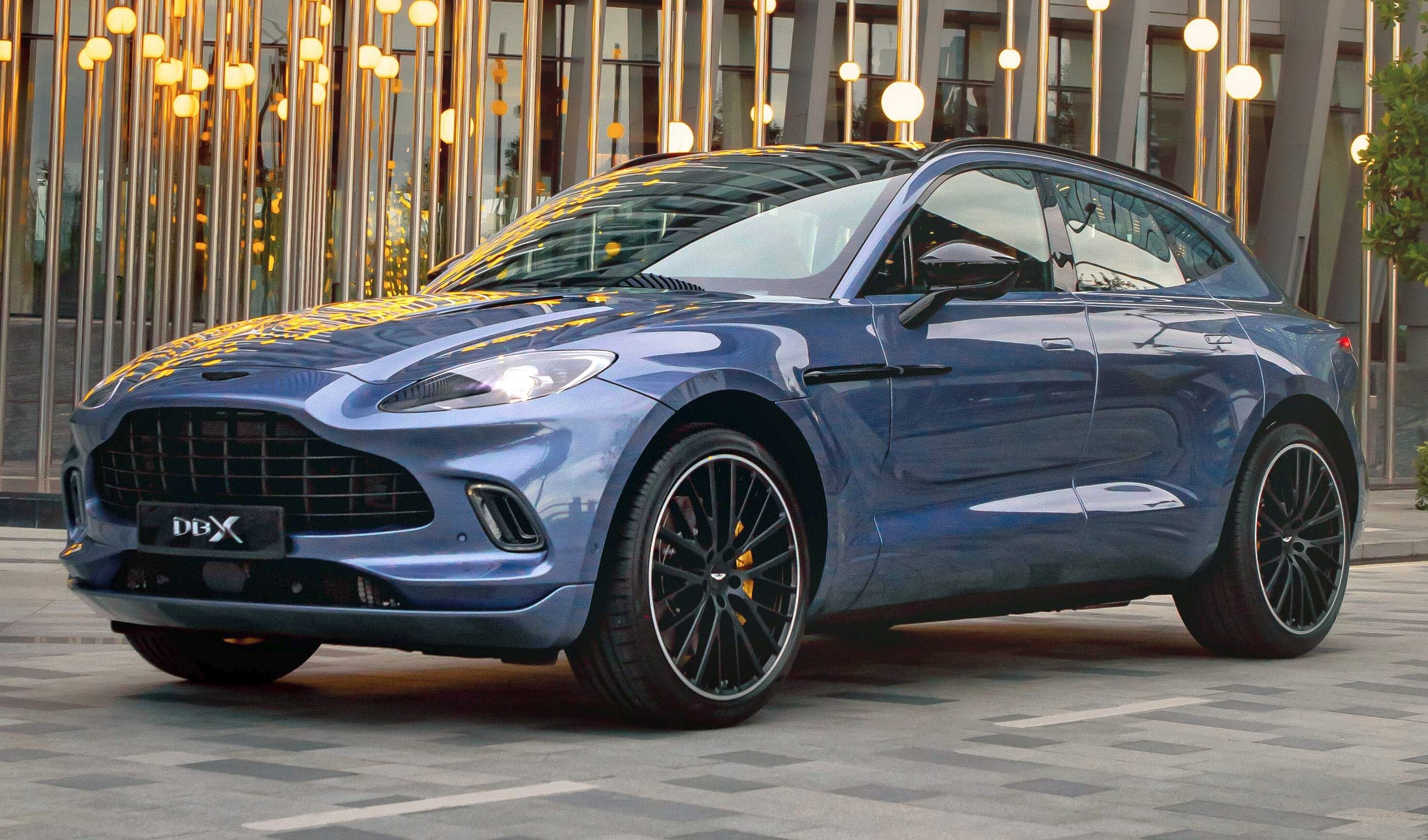 全马仅此一台!Aston Martin DBX ‘The One Edition’ 登场!独特 Concours Blue 冰灰蓝配色,税前售RM1.1m