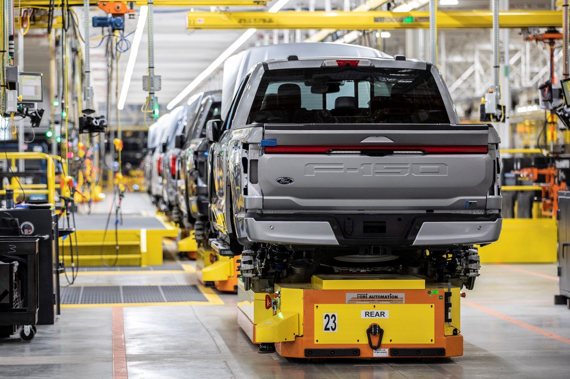 Ford 与吉利缔结盟约!成立合资公司接管西班牙工厂,未来将生产 Bronco、全新 C-Segment SUV 及两款吉利电动车