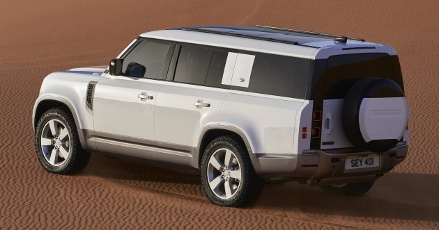 2023 Land Rover Defender 130 首发, 八座版本车身更长