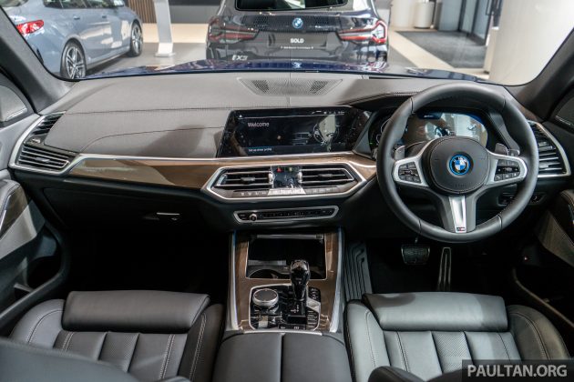 新车实拍: 2022 BMW X5 xDrive45e M Sport, 从45.7万起
