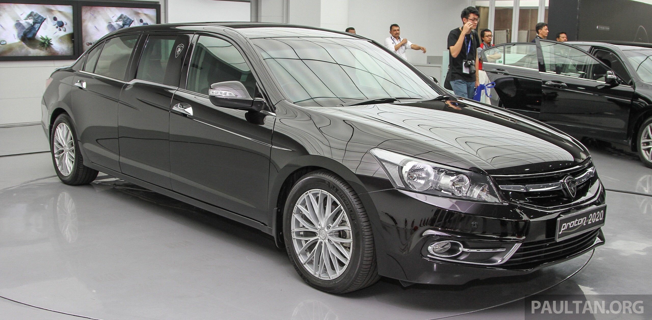 服务历代首相!加长版 Proton Perdana 至今仍是首相座驾