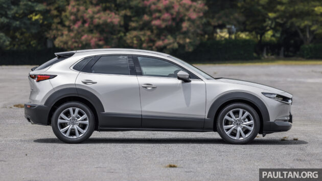 新车试驾: Mazda CX-30 CKD, 确实是比之前更便宜了, 但还是比对手稍贵, 但它依旧拥有对手难以匹敌的特色与优点
