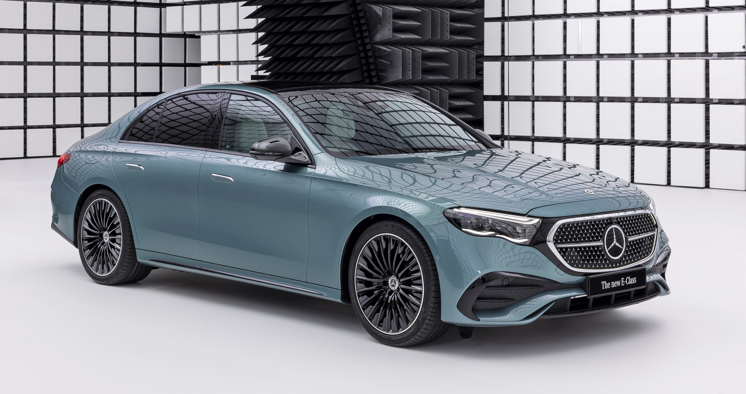 全新大改款 W214 Mercedes-Benz E-Class 官图正式发布