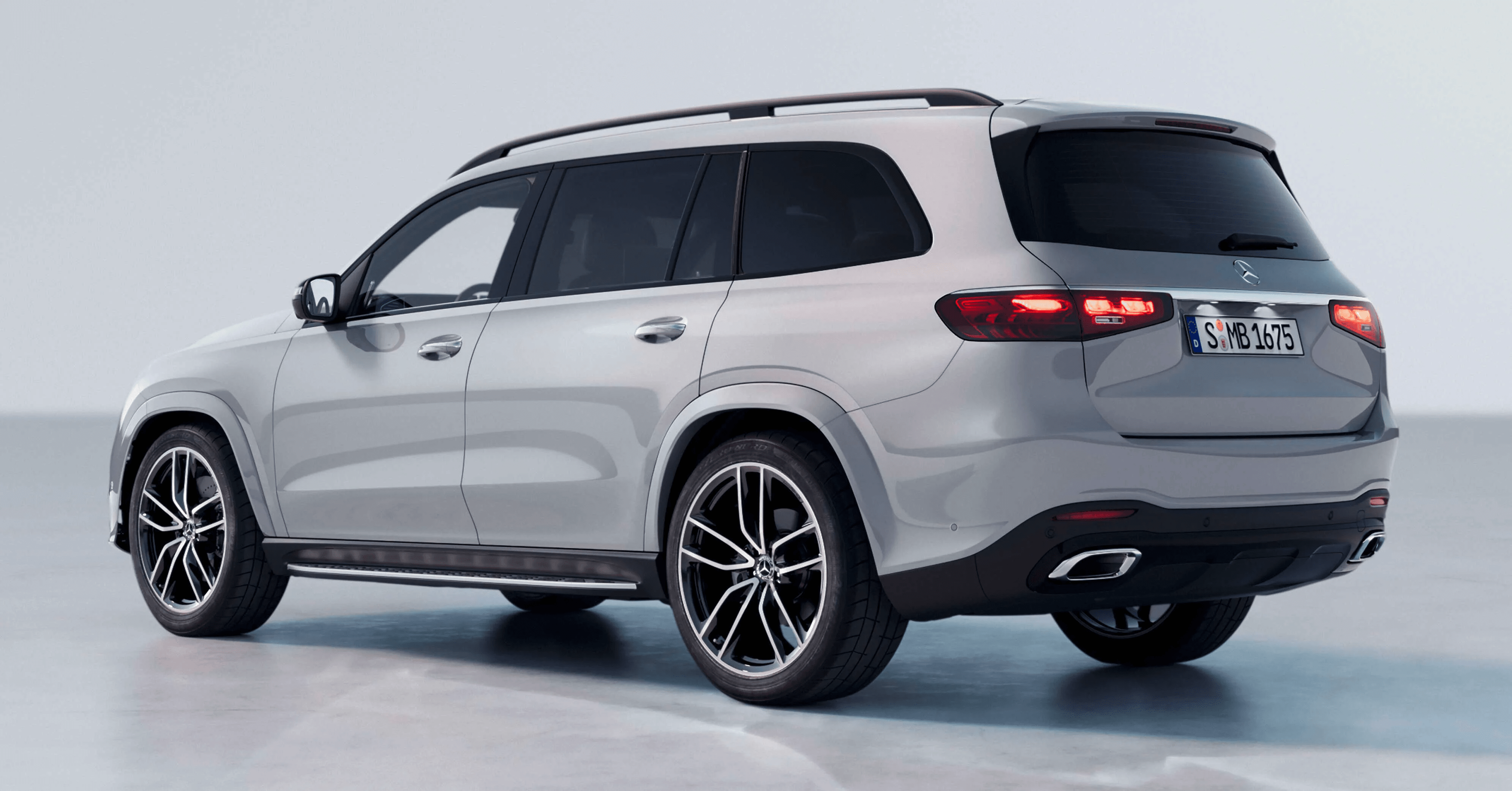 奔驰家族旗舰 SUV,2023 Mercedes-Benz GLS 小改款官图发布!内外观有感升级;Maybach、AMG 版本一并登场