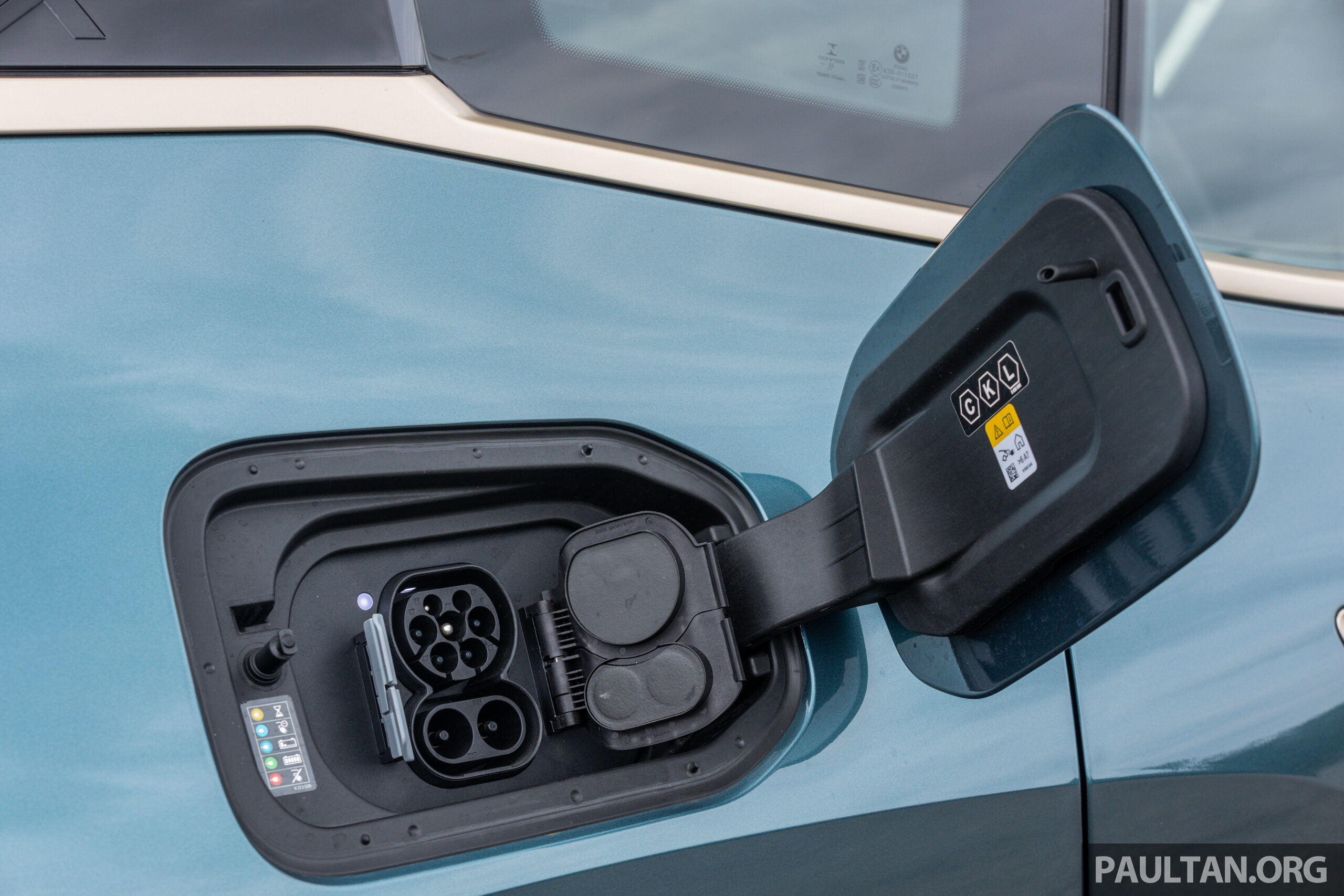 试驾:BMW iX xDrive50 Sport!简约但不简单的纯电旗舰