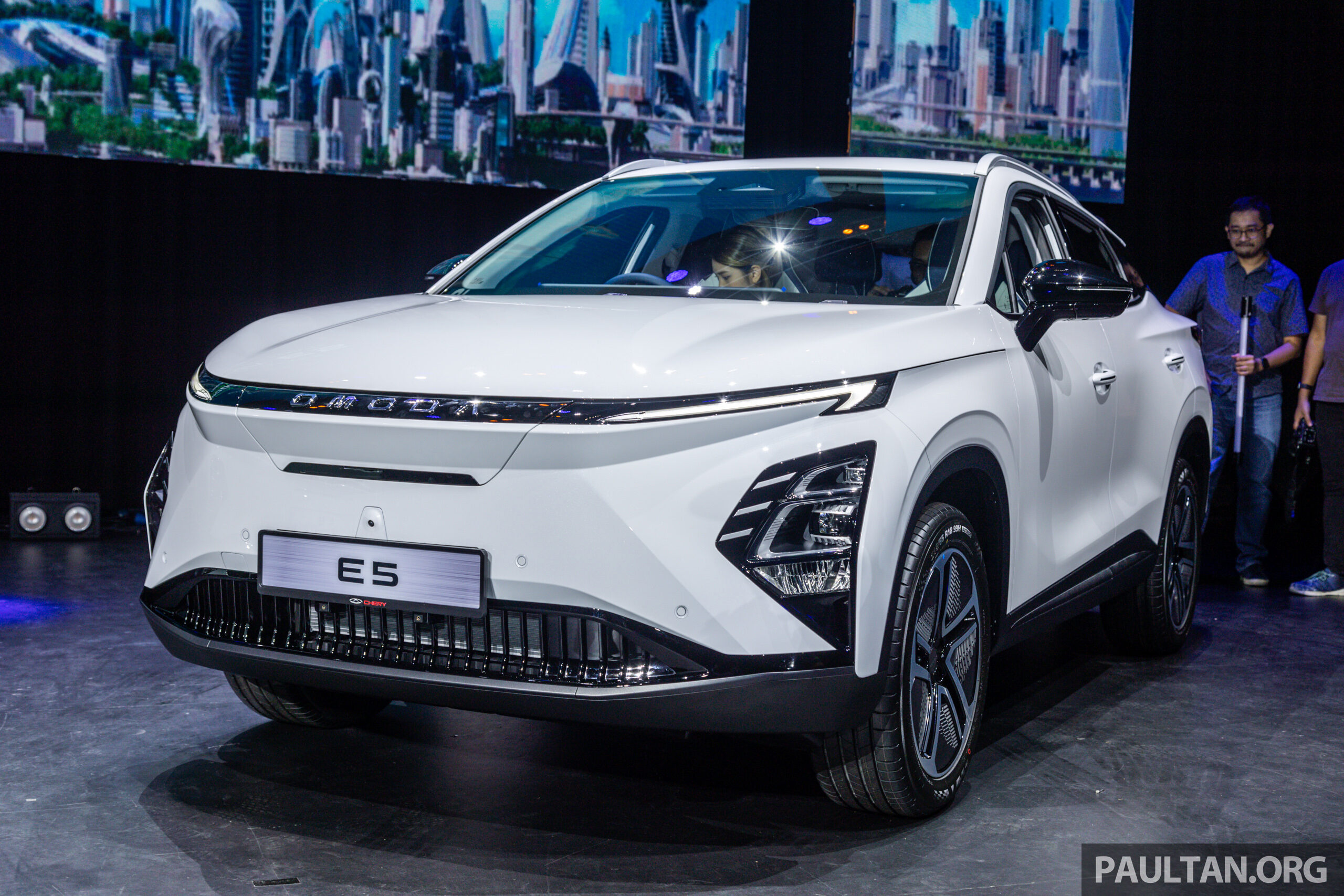 首2,000位“早鸟”订购 Chery Omoda E5 可节省RM11k!包括免费挂壁式充电器、充电用额、低至2.08%车贷利率