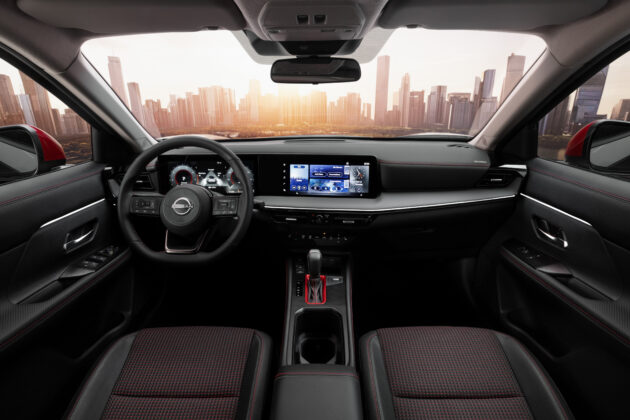 2025 Nissan Kicks 大改款北美首发, 全新外观与内装, 空间比上一代更大, 改用新2.0L四缸自然进气引擎, 有四驱版可选
