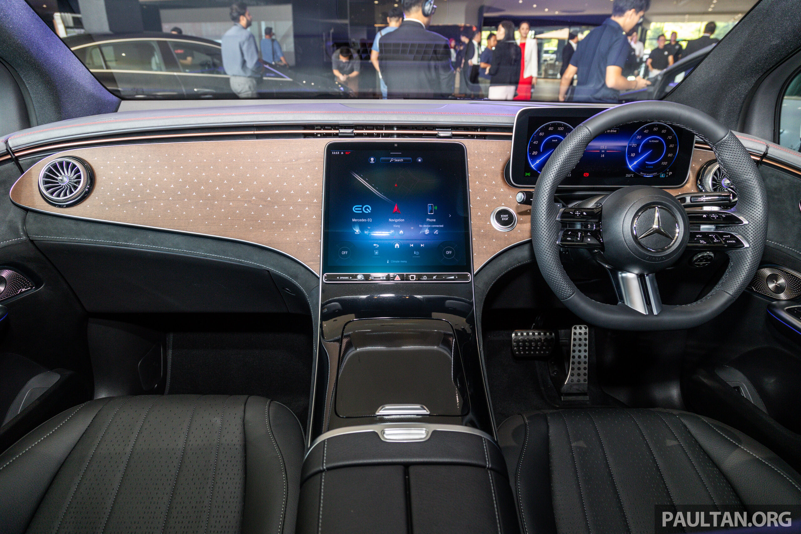 2024 Mercedes-Benz EQE 350+ SUV Electric Art Line / AMG Line 本地面市！续航里程596公里，售RM398,888起