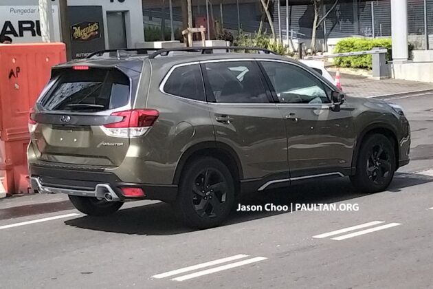 第二代 Subaru Levorg STi 与涡轮版 Forester Turbo 现身本地陈列室外被拍, 或在明年从日本引进到大马市场销售?
