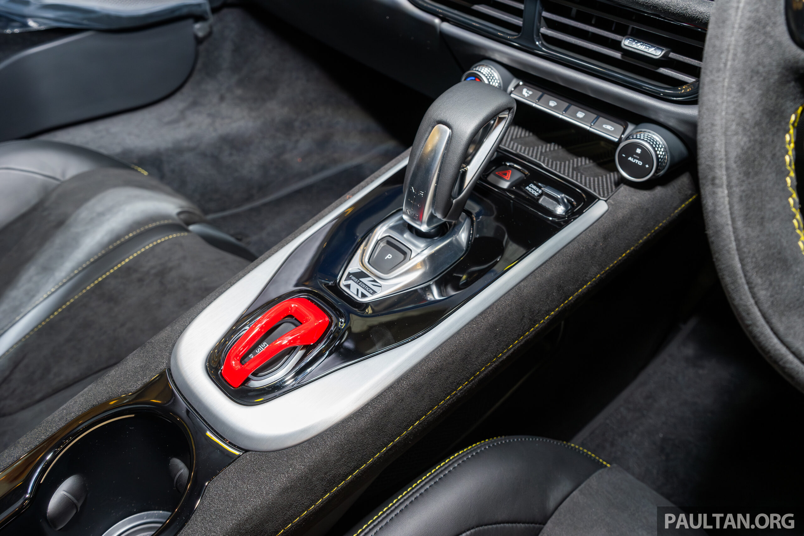 2024 Lotus Emira Turbo 本地亮相!品牌最后一款内燃引擎跑车,搭载 Mercedes-AMG 四缸引擎,售RM1,095,000