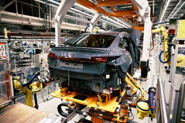 Nio 蔚来汽车被指相中比利时布鲁塞尔的 Audi 电动车生产线, 或会提出报价求购, Audi Q8 e-tron 或提前在明年停产
