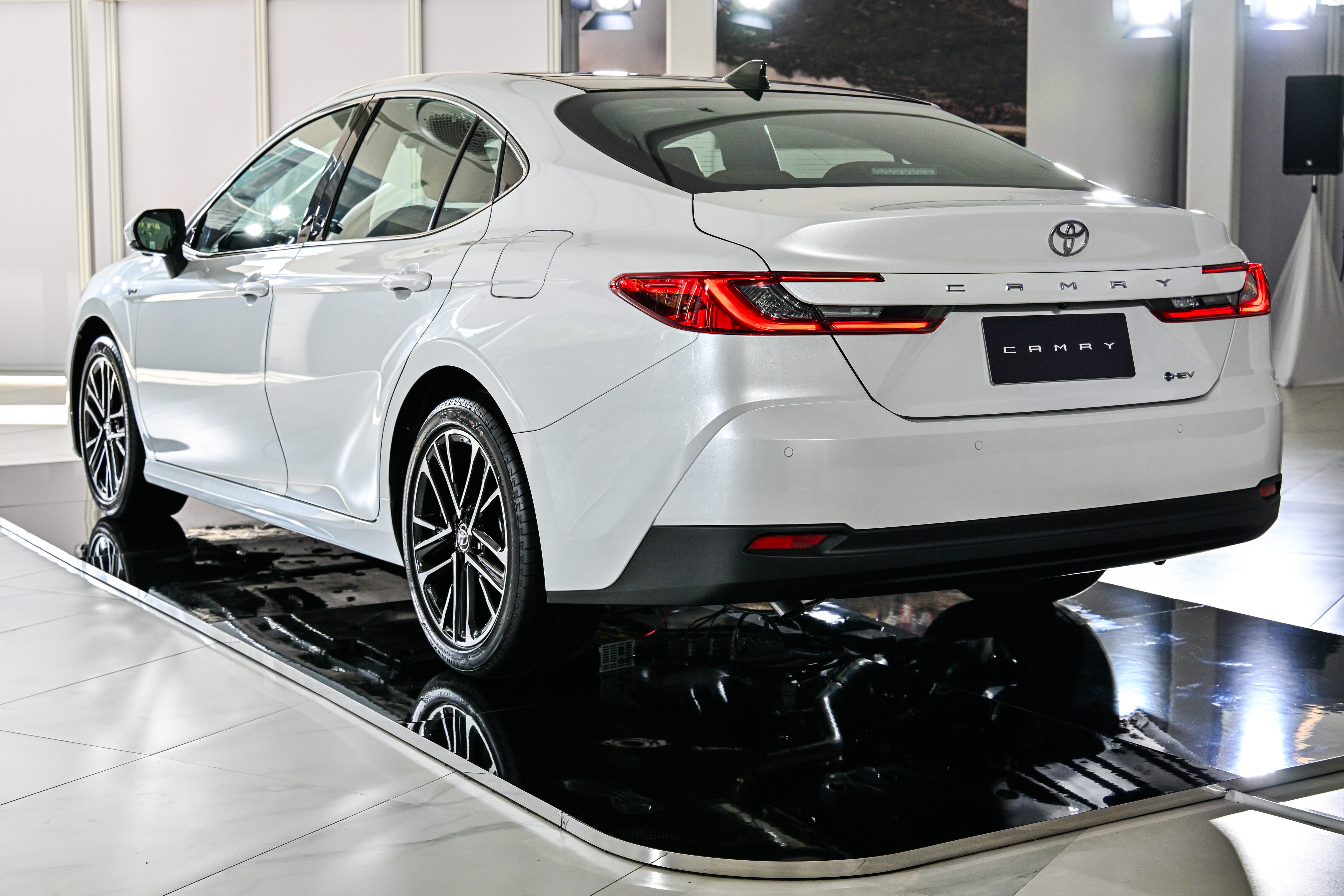 官方预告!2024 Toyota Camry XV80 确定将亮相 KLIMS