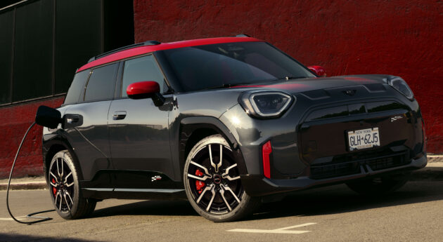 MINI JCW 三门汽油与纯电版, 以及 MINI JCW Aceman 纯电跨界SUV登陆大马市场, 售价介于24.1万至33.1万令吉