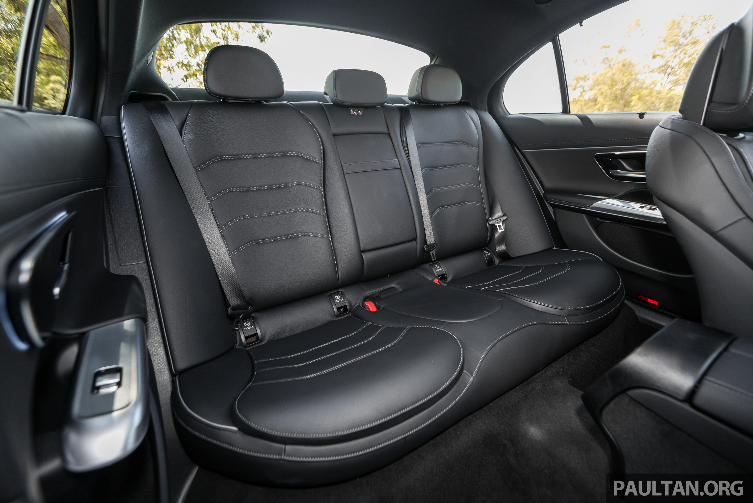 试驾：全新大改款 W214 Mercedes-Benz E 350 e AMG Line！真正焕然“E”新，终于不再是大哥 S-Class 的替身