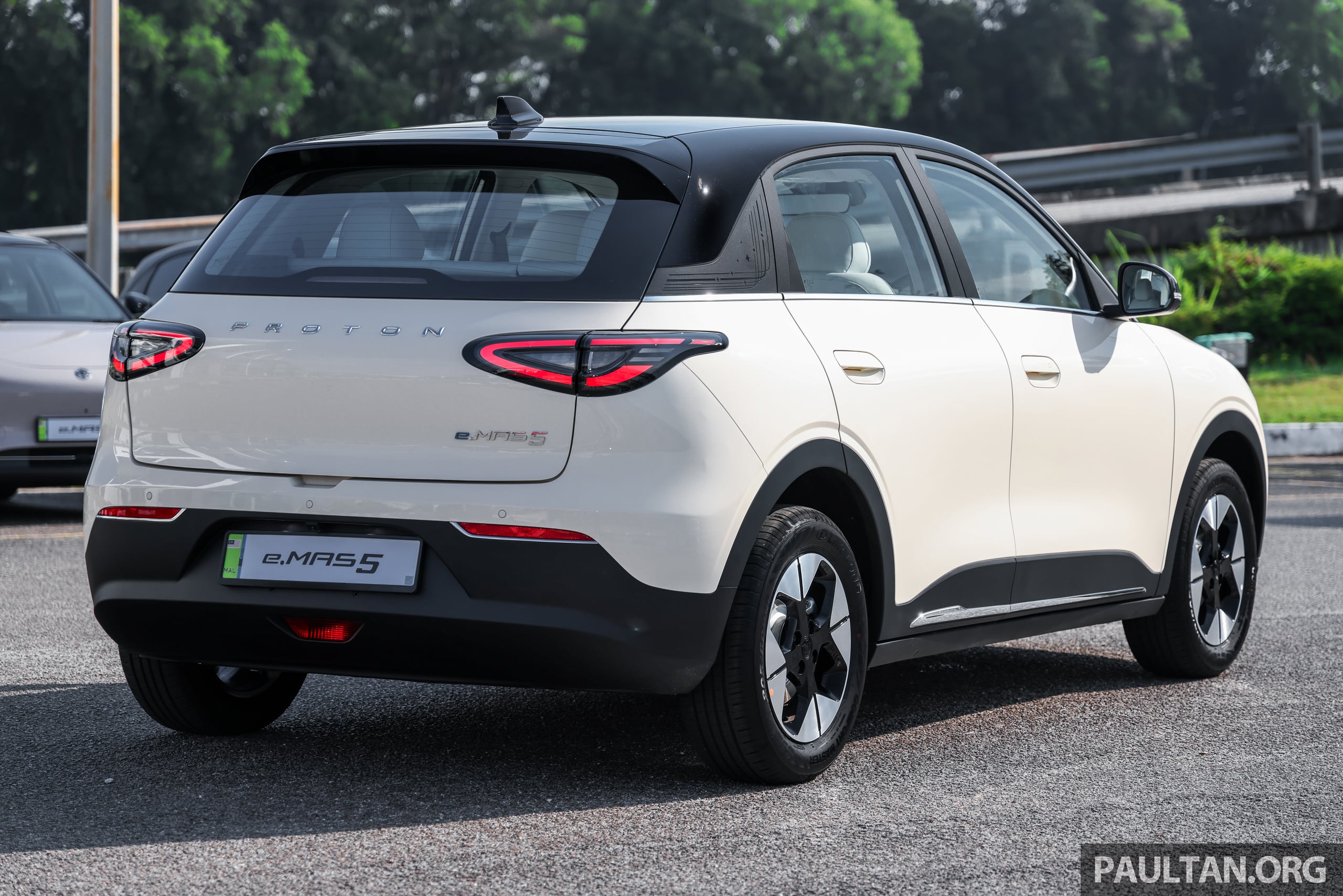 1月交付破3,000辆！Proton eMas 5 缔造 Pro-Net 新纪录