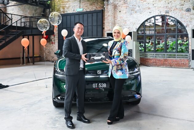 Zeekr 本地新车交付量已达2,000辆, Siti Nurhaliza 成车主