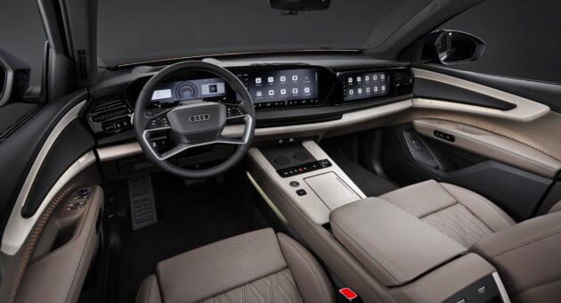 Audi Q9 全球首发, 品牌旗舰SUV, 间接取代 Audi A8 停产后留下的旗舰位置, BMW X7 与 Mercedes-Benz GLS 同级对手