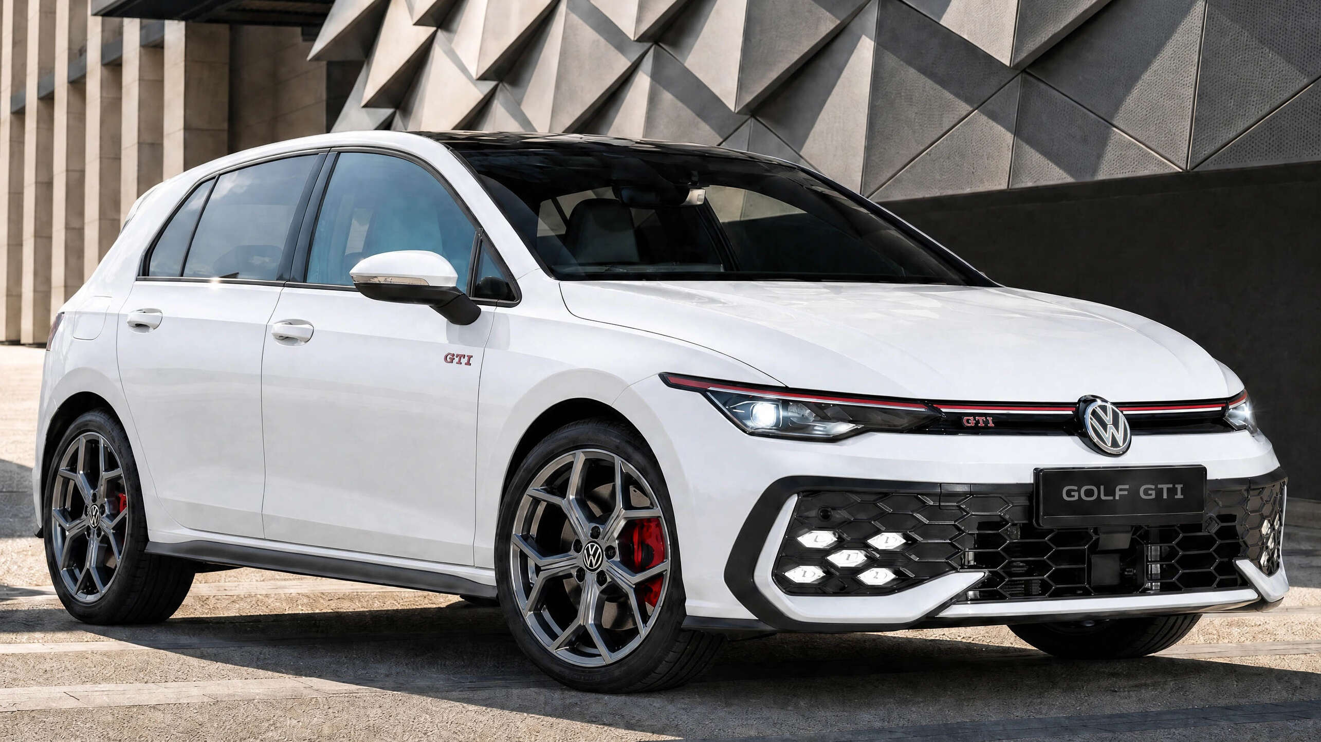 Volkswagen Malaysia 推出 Golf GTI 50 周年限量版！限量50辆免费升级18寸 Huntsville Adamantium Dark 轮圈