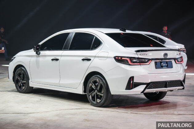 2026 Honda City 小改款正式发布, 入手门槛提高到9万令吉起, 新增360全景倒车影像系统与盲点侦测, 8年不限里程保固