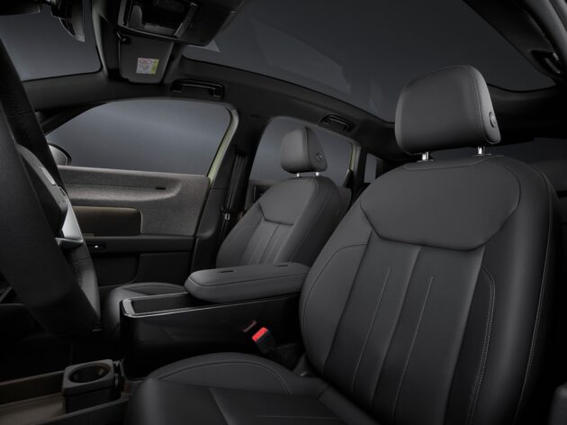 Audi A2 e-tron 全球首发, 品牌最入门、能耗表现最佳的纯电动车, 续航里程可达646公里, 最快5.7秒破百, 193kW DC快充