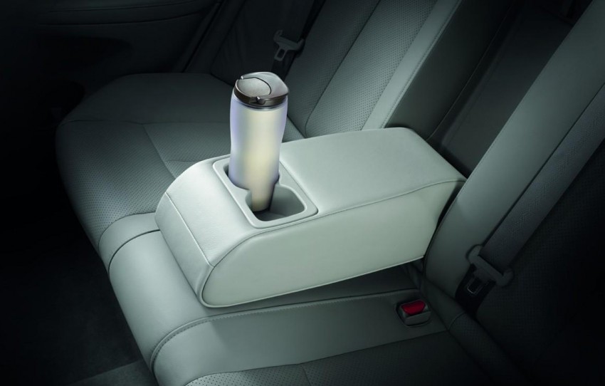 Nissan Sylphy launched in Thailand – new model gets improved 1.6, new 1.8, CVT; from 746,000 baht 127987