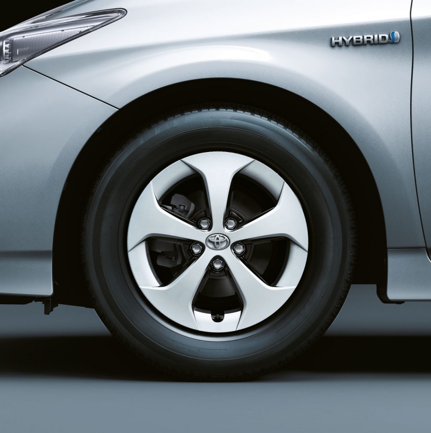 Facelifted Toyota Prius is here – RM139,900 to RM145,500 88954