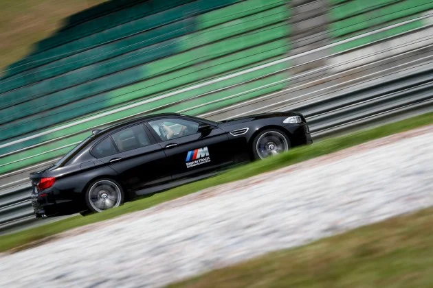 20120621_1619 BMW M5 and M3 Coupe driven on track at the BMW M Track Experience Asia 2012, Sepang