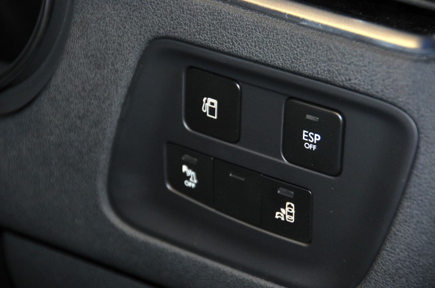 Citroën DS4 and DS5 launched in Malaysia from RM165k; brand new 3S centre opened in Glenmarie 157412