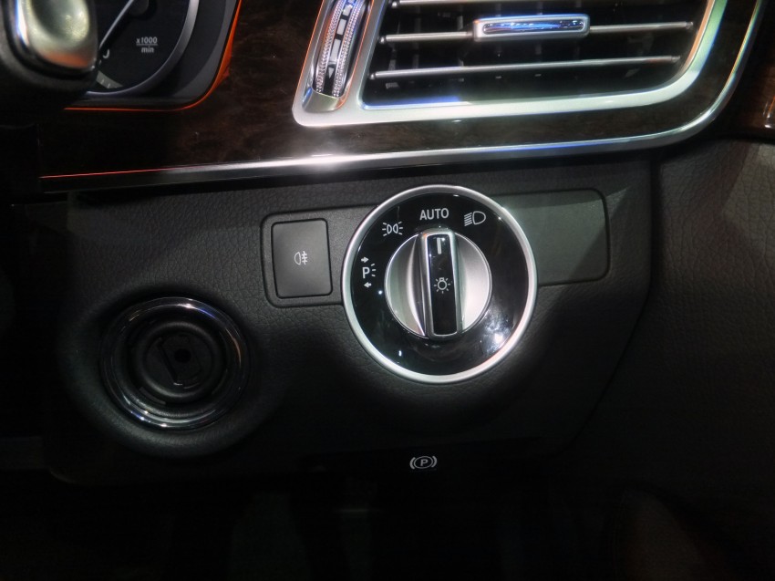 W212 Mercedes-Benz E-Class facelift at Bangkok show 164339