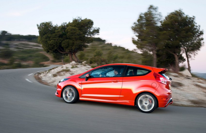 GALLERY: Ford Fiesta ST 3-door on European roads 163482