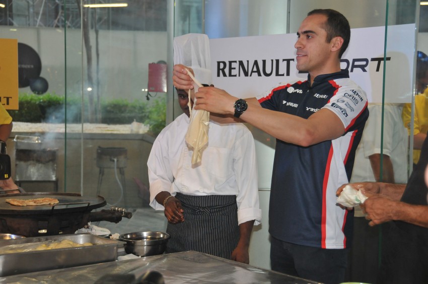 Renault Clio RS 200 EDC makes its Asian debut in KL, presented by the Williams Formula One racing drivers 162879