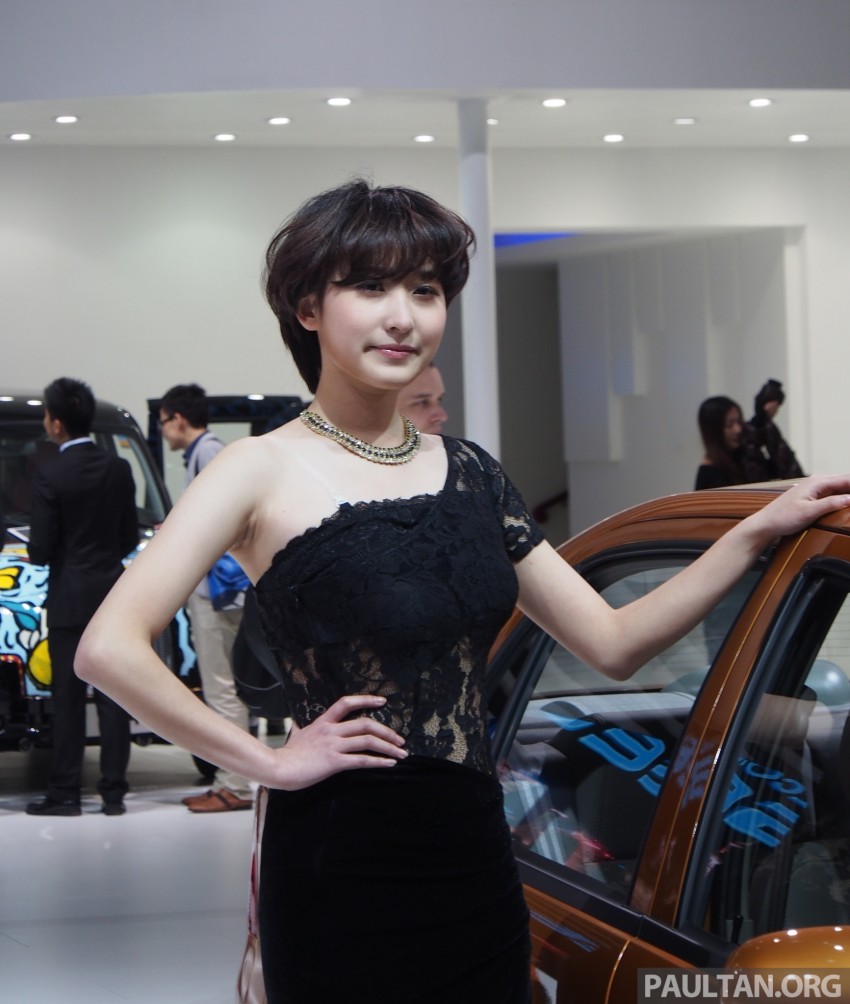 Mysterious ladies of Shanghai 2013 end our coverage 170201