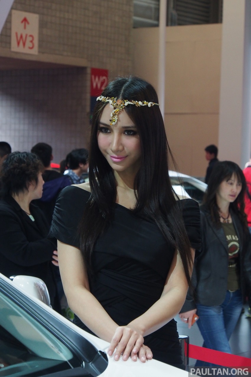 Mysterious ladies of Shanghai 2013 end our coverage 170426