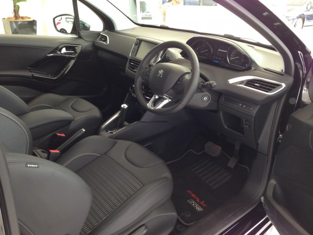 peugeot-208-glenmarie-0011