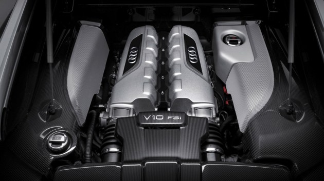 Audi R8 V10 FL-12