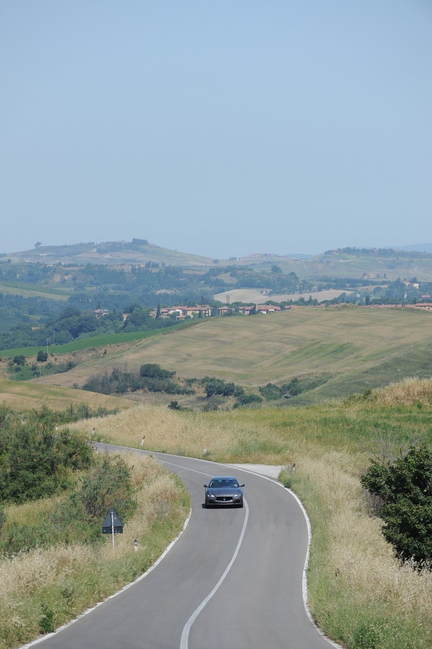 Maserati Ghibli sedan: new mega gallery released 189817