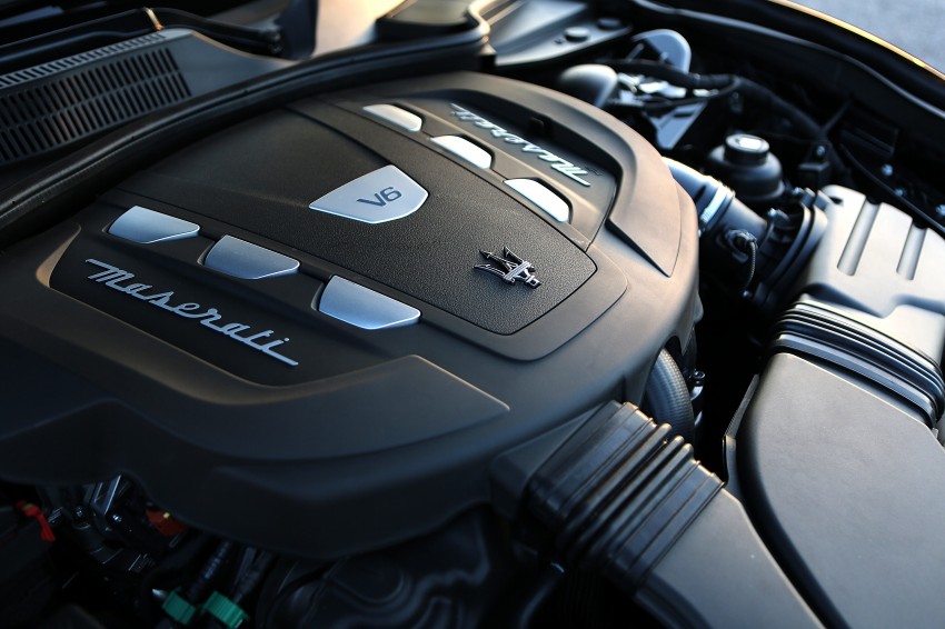 Maserati Ghibli sedan: new mega gallery released 189683