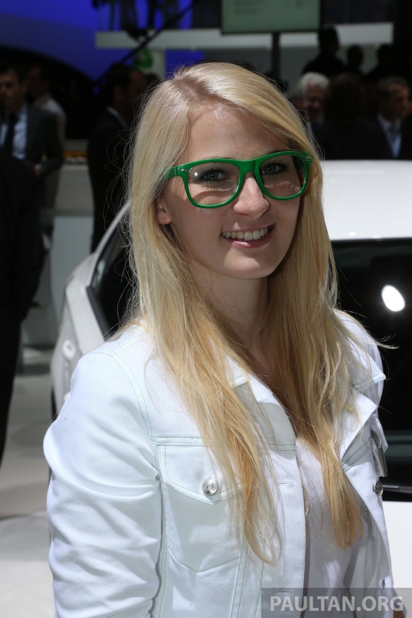 Frankfurt 2013 – the frauleins bring up the rear 199095