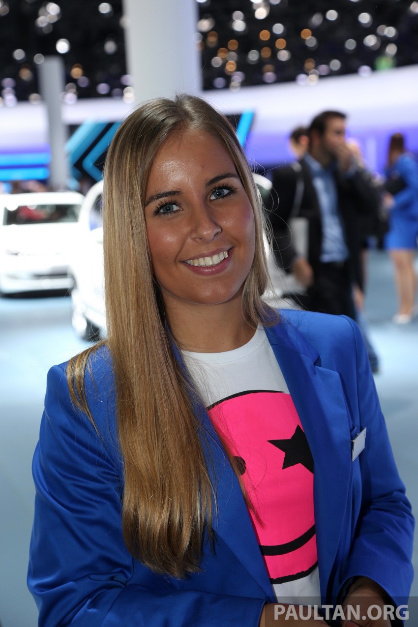 Frankfurt 2013 – the frauleins bring up the rear 199096