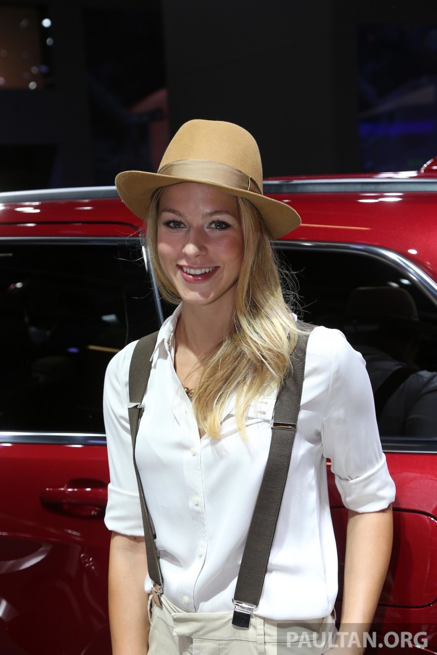 Frankfurt 2013 – the frauleins bring up the rear 199104