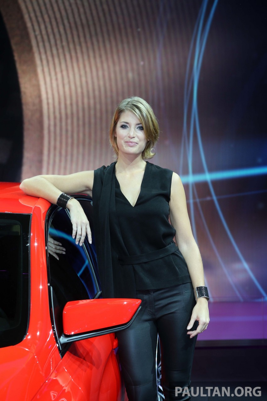 Frankfurt 2013 – the frauleins bring up the rear 199078