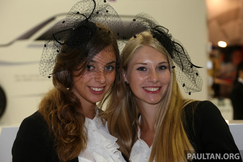 Frankfurt 2013 – the frauleins bring up the rear 199110