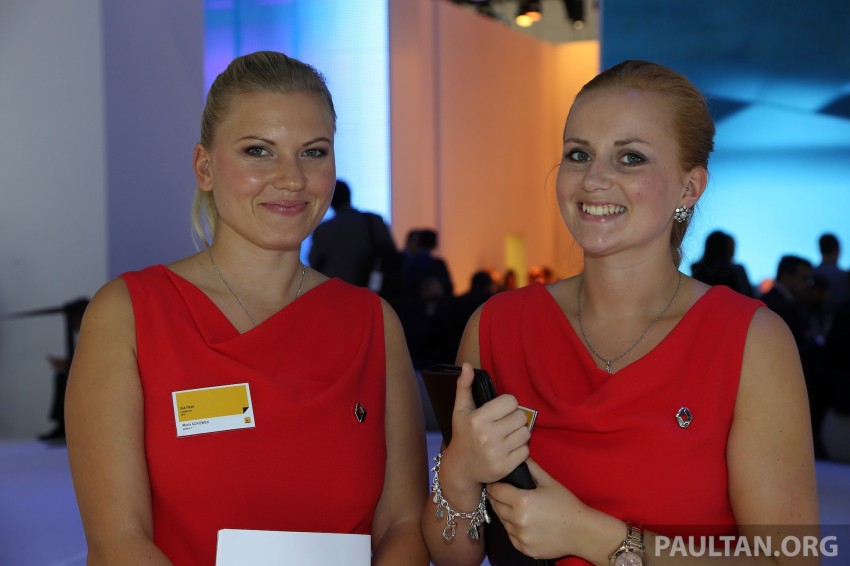 Frankfurt 2013 – the frauleins bring up the rear 199114