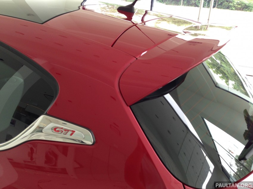 Peugeot 208 GTi on display in Blue Box Glenmarie 201409