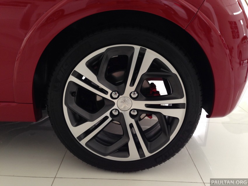 Peugeot 208 GTi on display in Blue Box Glenmarie 201406