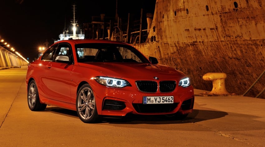 New BMW 2 Series Coupe and M235i unveiled in full 206464