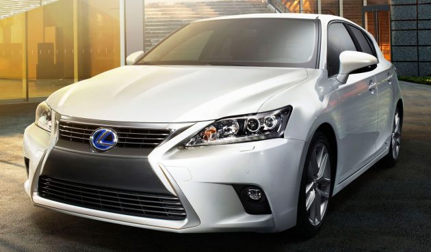 2014-Lexus-CT200h-Facelift-Front